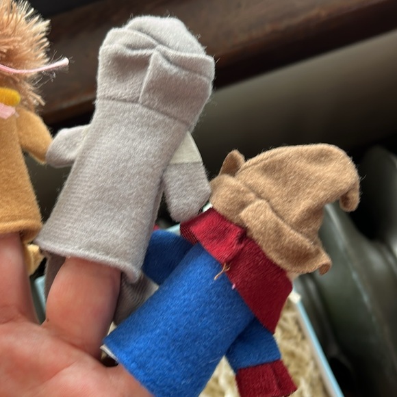 Wizard of Oz finger puppets like new - Picture 5 of 7